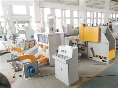 Jalur Perakitan Pengisi Bantal